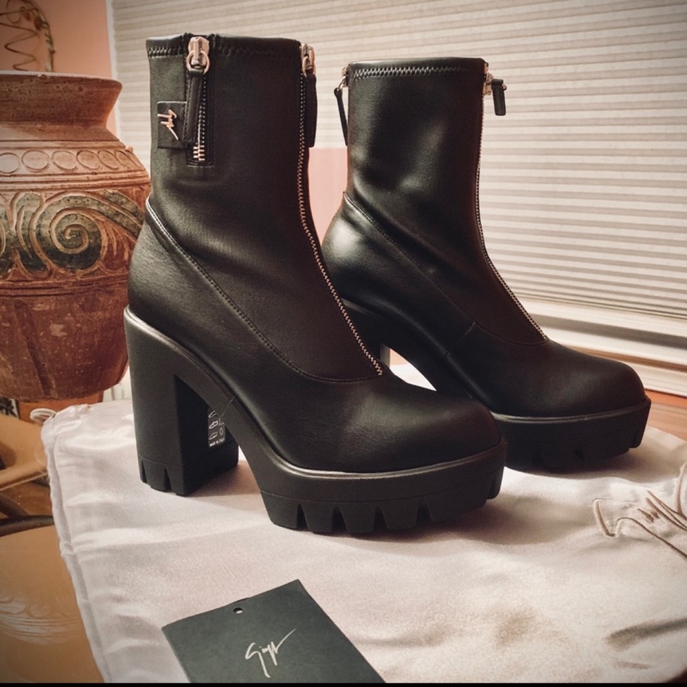 Same day ship! Giuseppe Zanotti Boots ⭐️ Brand New in Box